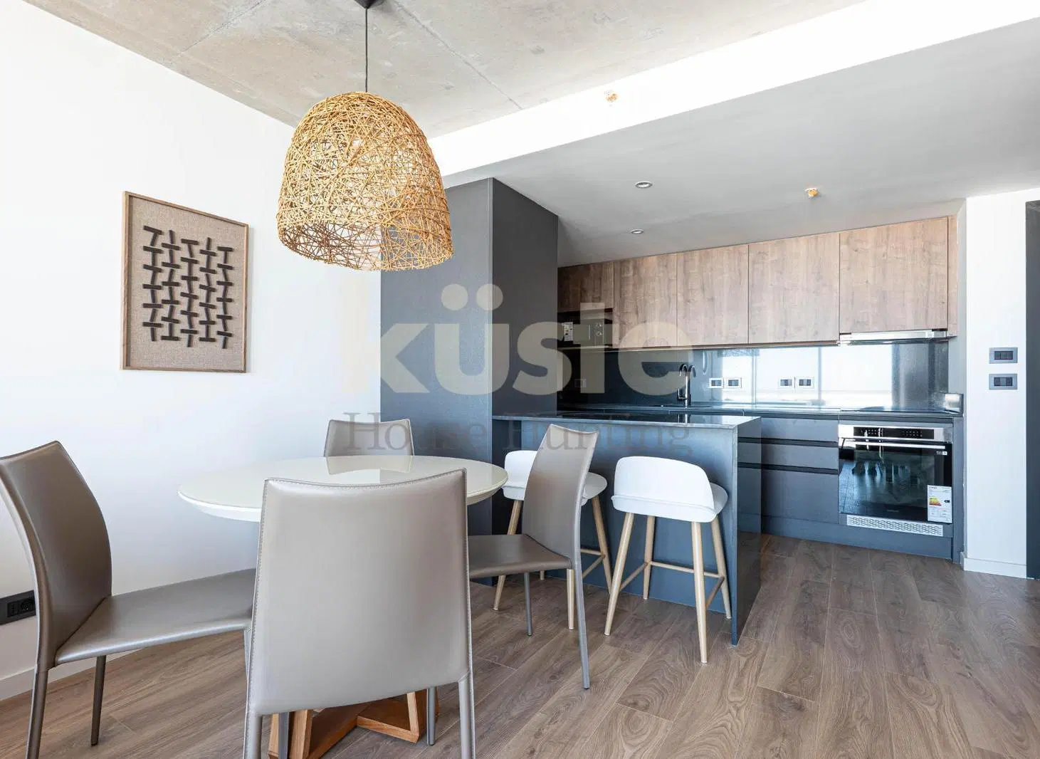 Apto 1 Dorm en Punta del Este con Cochera y Amenities 2
