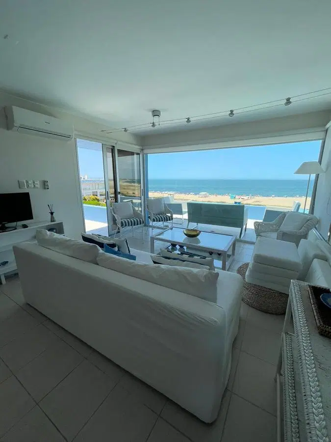 Apartamento en alquiler de 2 dormitorios en frente al mar 5