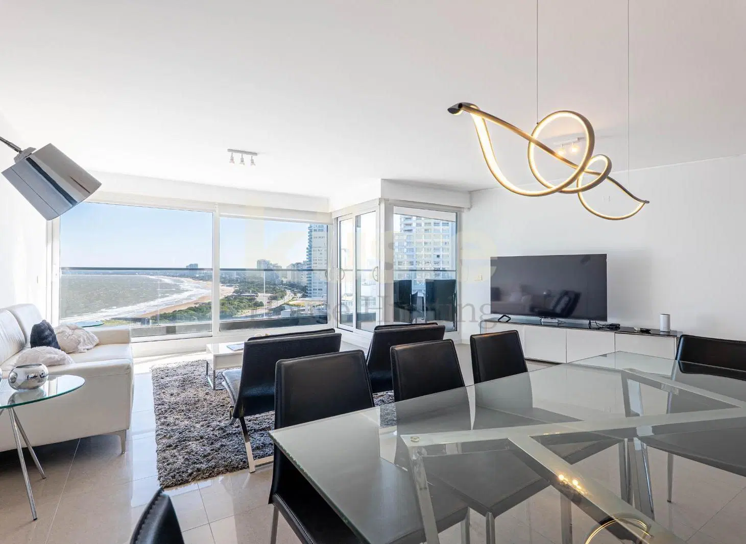 Apartamento Premium En Playa Mansa Con Amenities 4