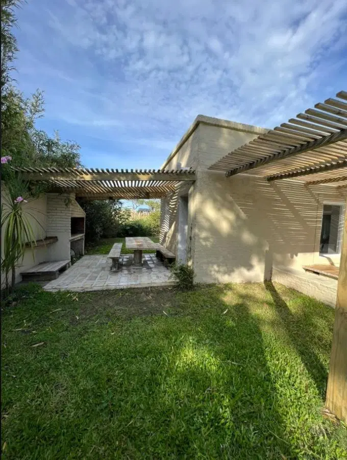 Casa Con Excelente Ubicación En La Barra Punta Del Este 3