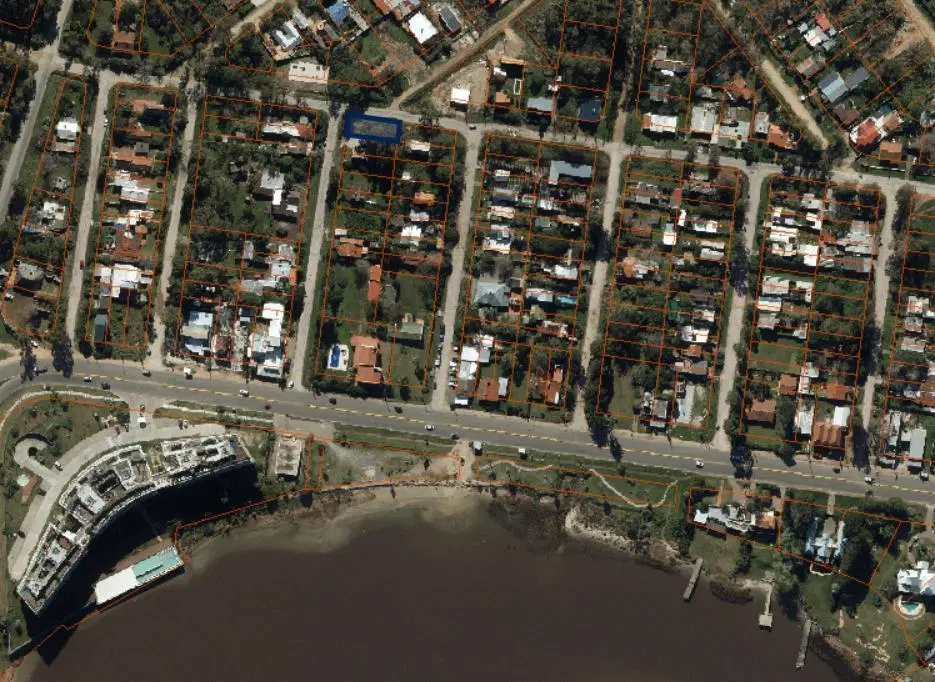 Venta Terreno 300 m² La Barra Excelente Ubicación 3