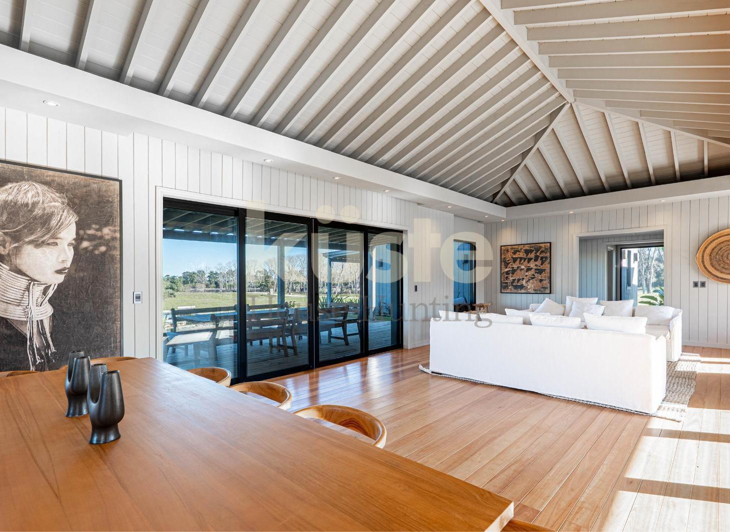 Puerto Quetzal | Casa 4 Suites con Piscina y Dependencia