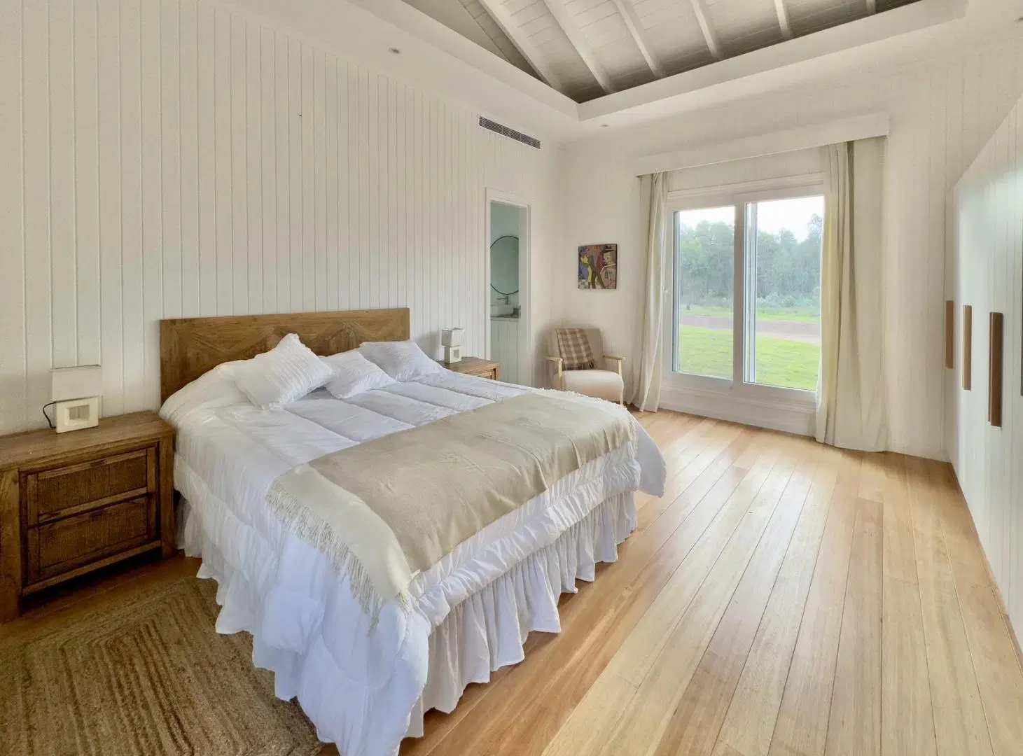 Casa en Puerto Quetzal | 4 Suites, Piscina y Parrillero 5