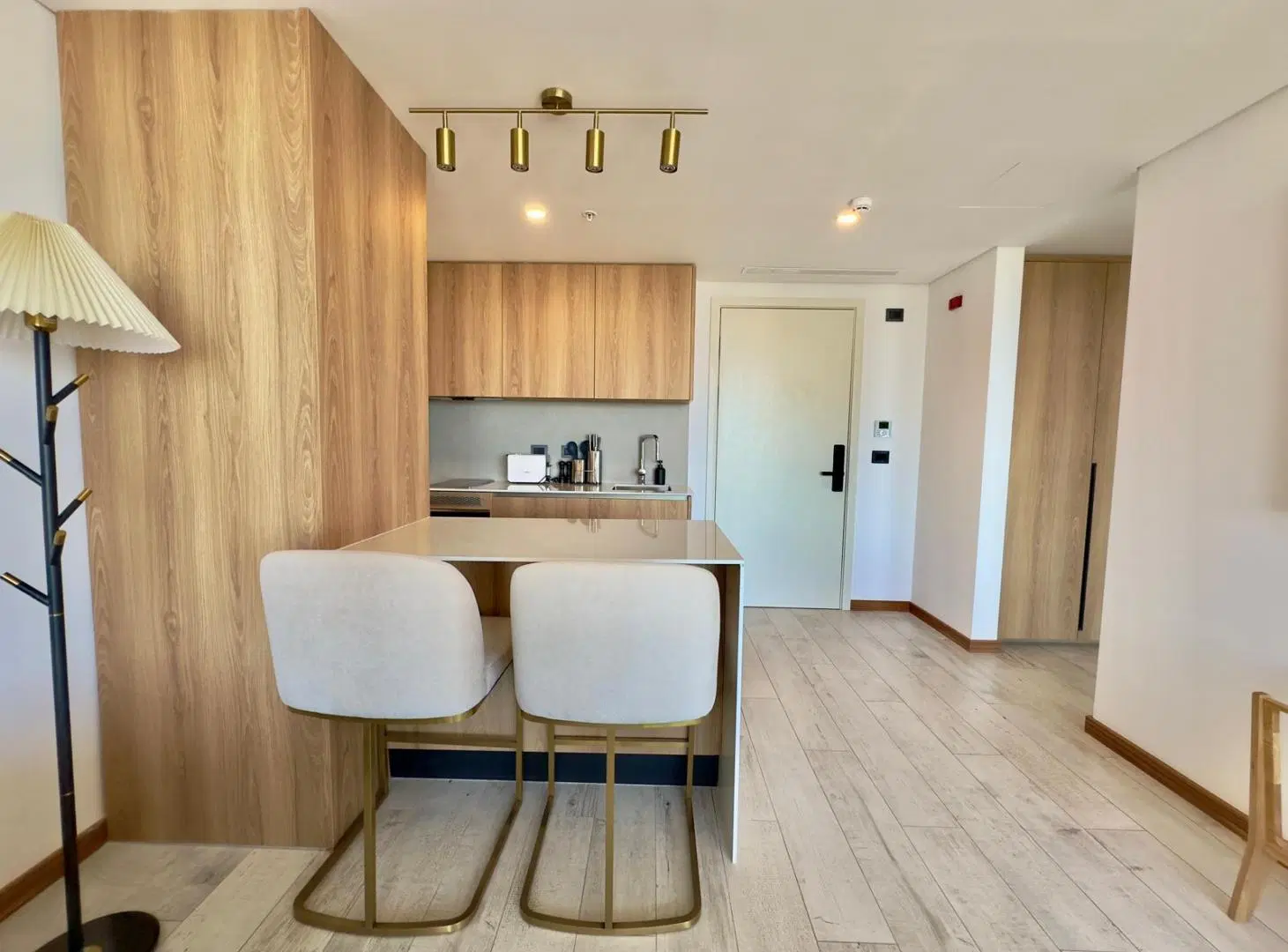 Surfside Village | Apartamento de 85 m² con Vista al Mar 4