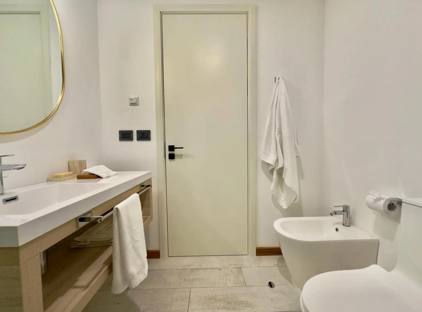 Surfside Village | Apartamento de 85 m² con Vista al Mar 8