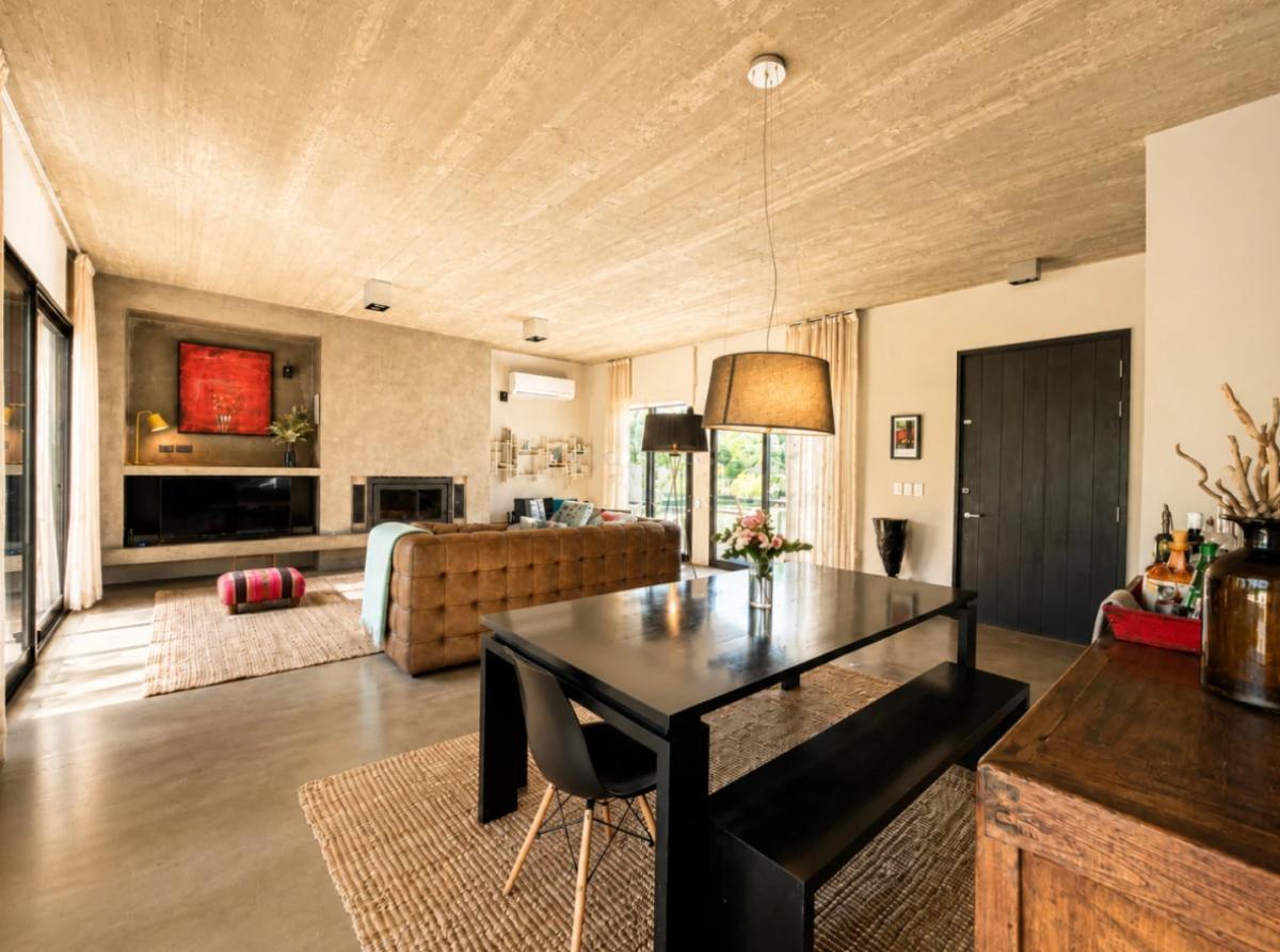 Foto de Casa en La Arbolada | 4 Dormitorios | Venta y Alquiler Temporada, imagen 2