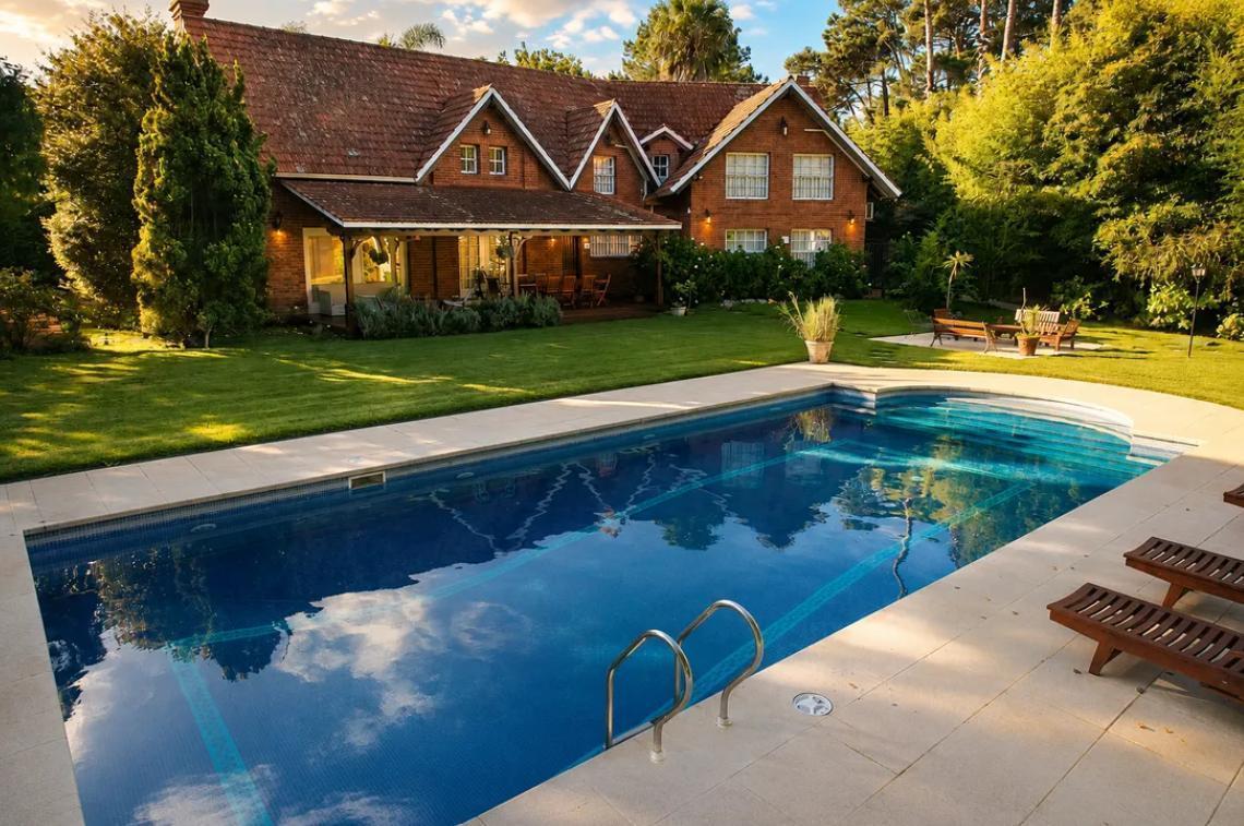 Foto de Casa en Venta Barrio Golf | 7 Dormitorios | Piscina Climatizada, imagen 3