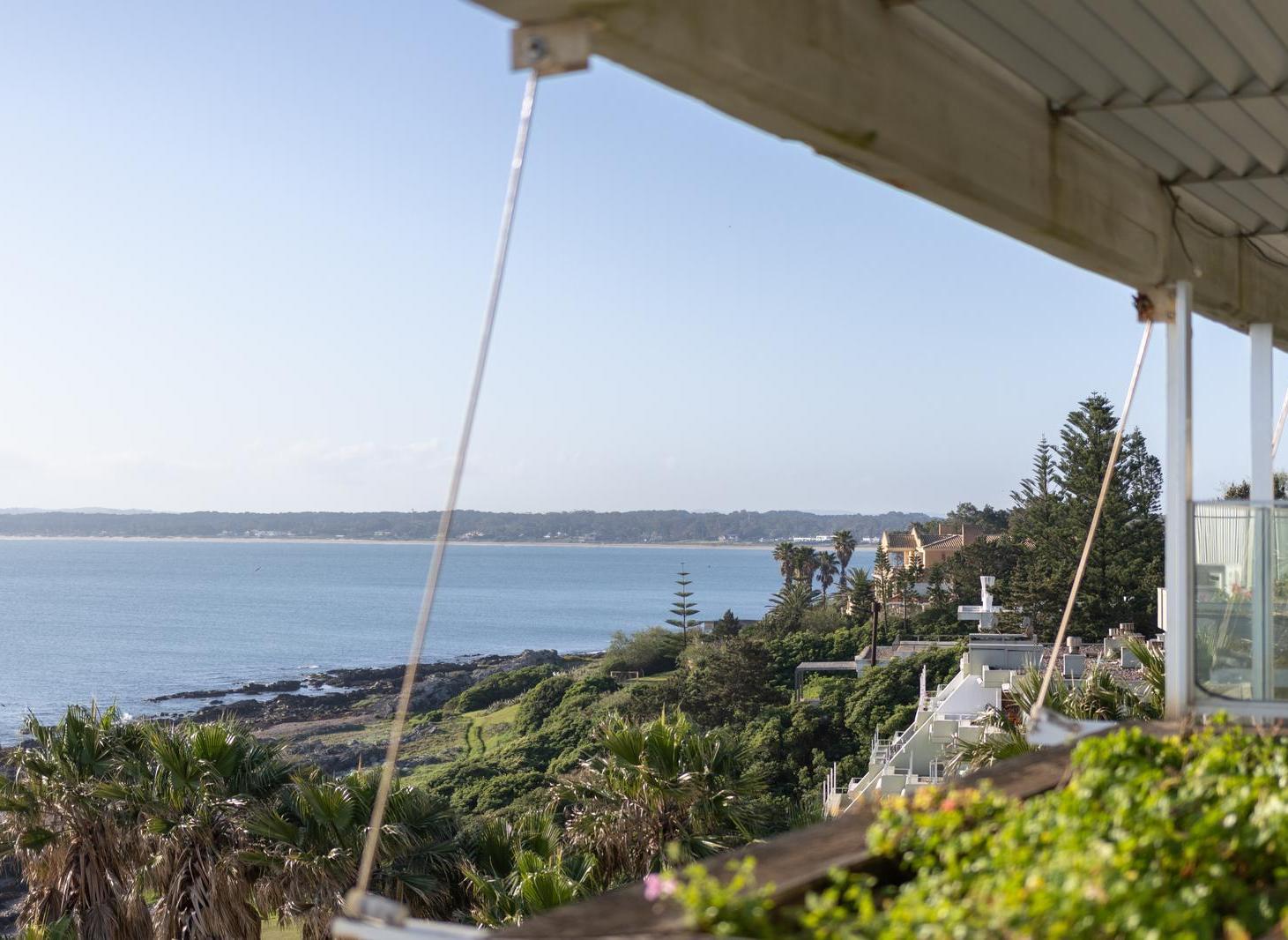 Foto de Departamento en Venta en Punta Ballena – 3 Suites, Vista al Mar, imagen 2