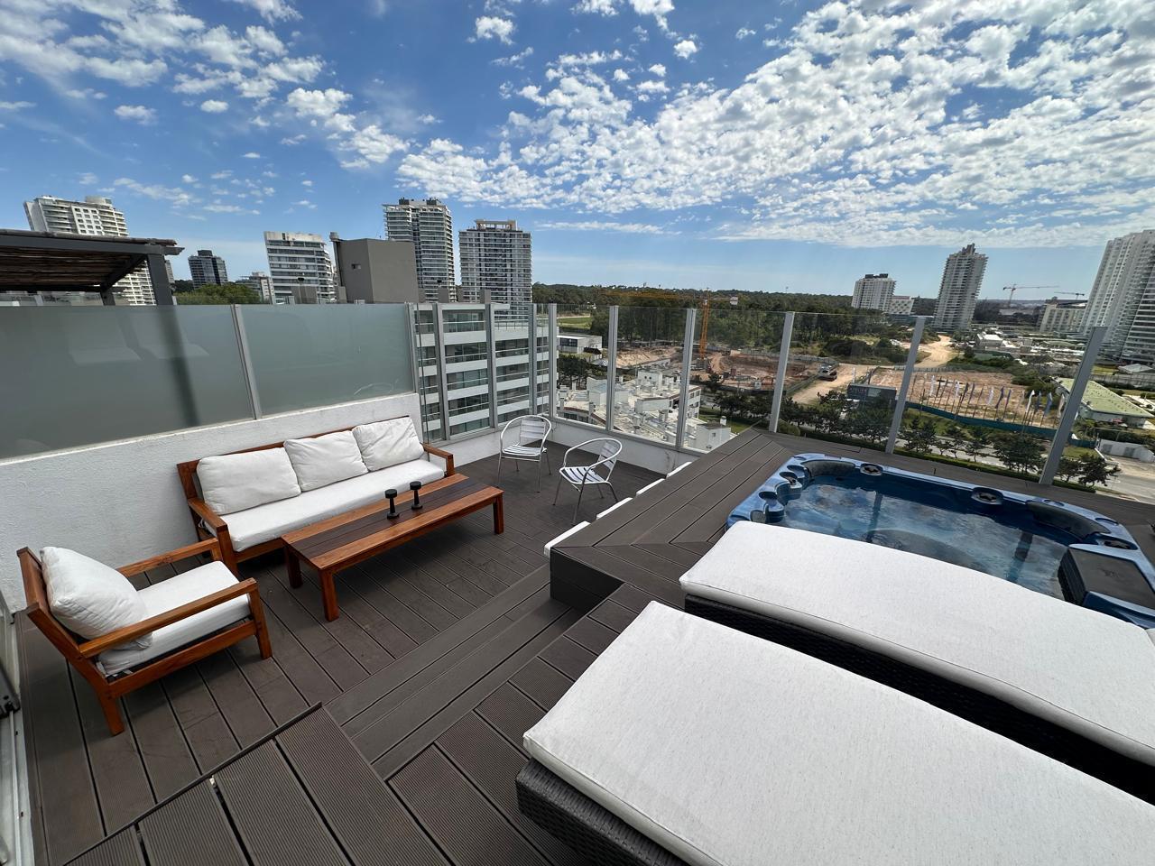 Foto de Apartamento con Penthouse en Vista Brava | 2 Dormitorios | A 100 m del, imagen 1