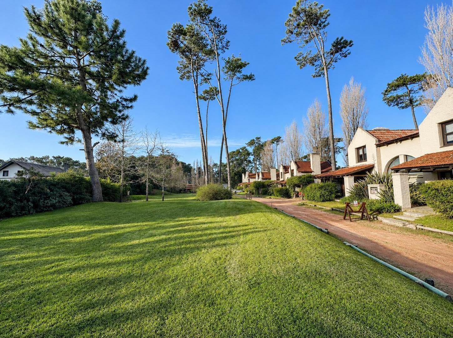 Foto de Terreno en Venta Parque Pinares | 580 m² | Unidad 15 | Punta del Este, imagen 2