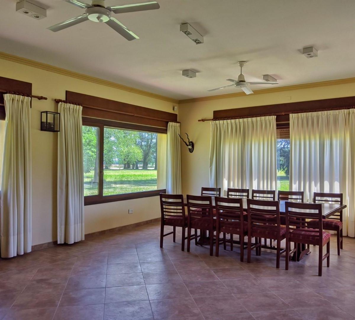 Foto de Increíble casa de campo de 700 m2 cub + 15 hectáreas de parque con, imagen 3