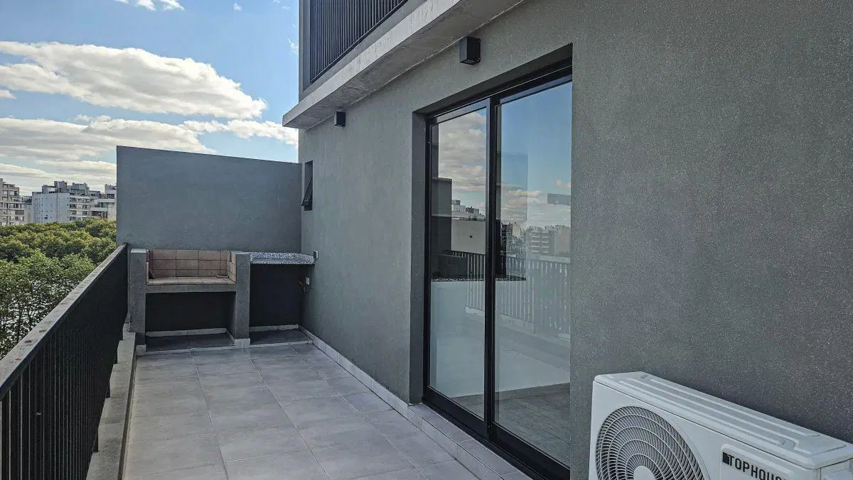 Villa Ortuzar, Luminoso Monoambiente c/amplio Balcón con Parrilla y Vista Panorámica 3