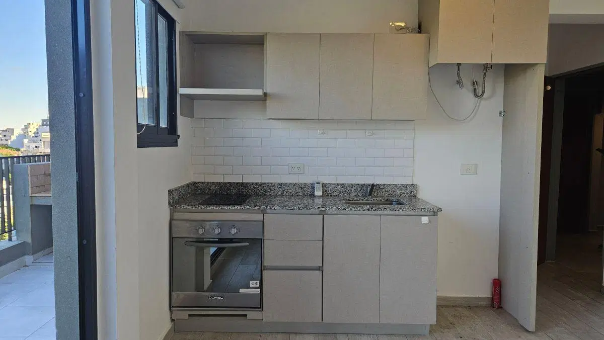 Villa Ortuzar, luminoso Monoambiente c/amplio balcón con parrilla y vista panorámica 3