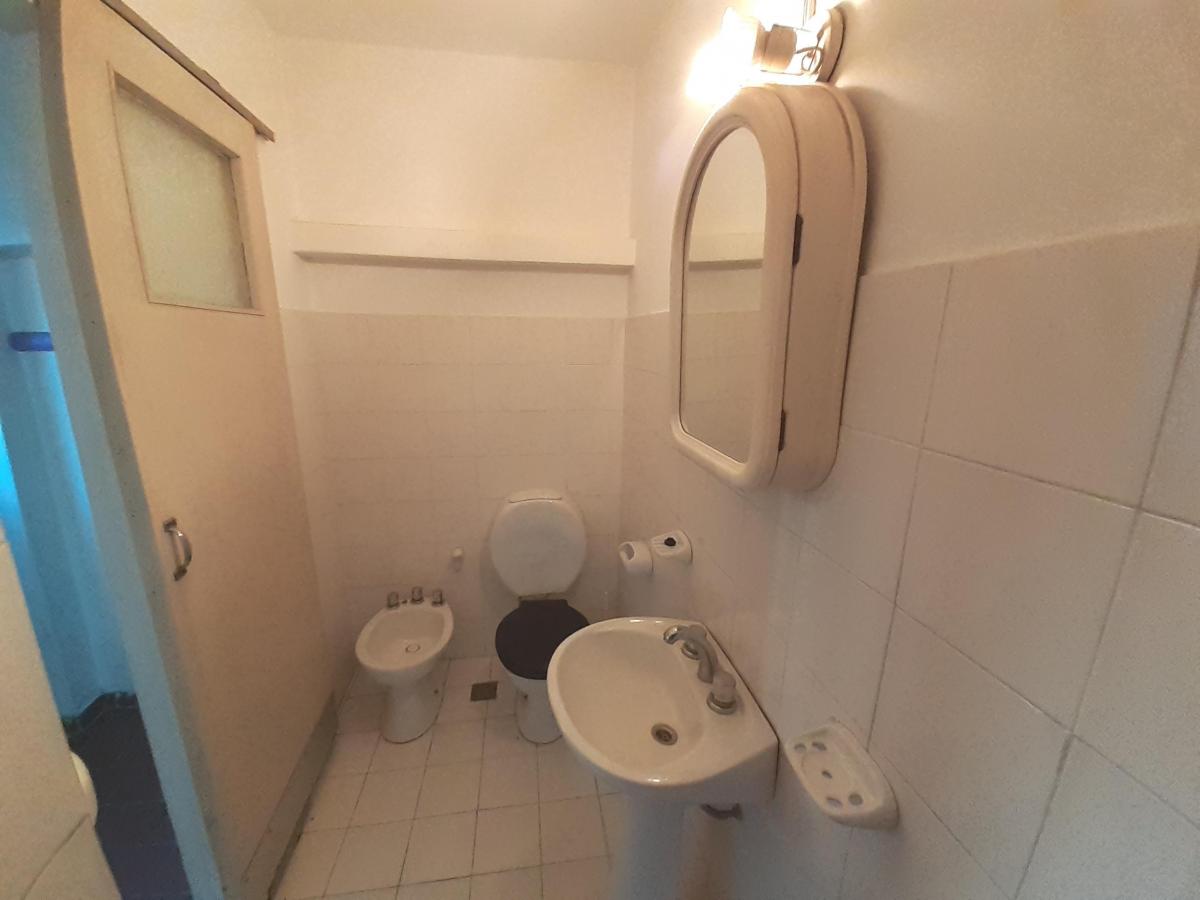Oportunidad! Super Oferta! Venta Casa en Floresta 4