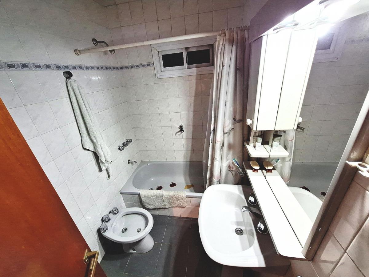 Hermoso Departamento 5 Ambientes en Flores 1