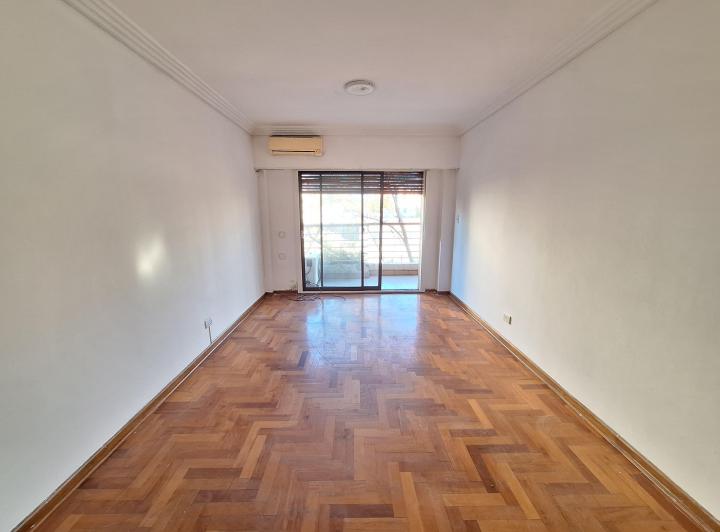 Departamento 3 ambientes amplios flores 2