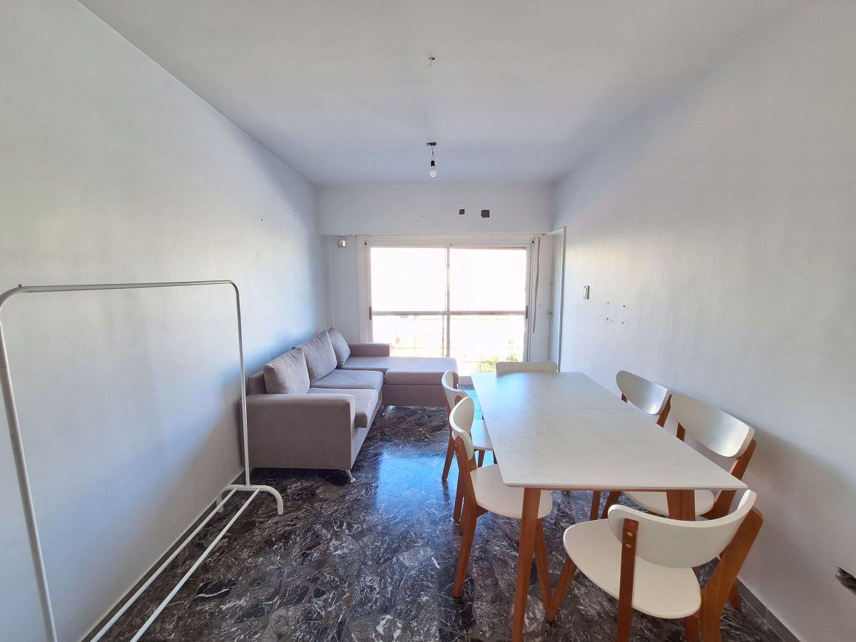 Departamento de 80 m² con 3 dormitorios en venta en Flores Norte