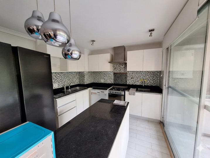 Foto de Departamento de 130 m² con 3 habitaciones en venta en Flores Norte, imagen 5