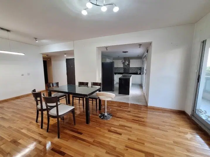 Departamento de 130 m² con 3 habitaciones en venta en Flores Norte 3