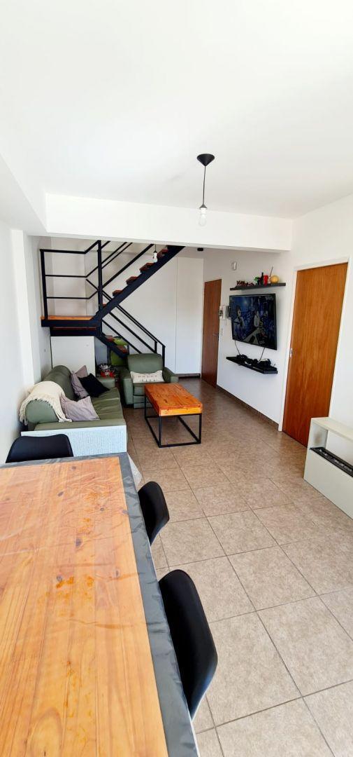 Venta Duplex 2 Ambientes en Villa del Parque 2