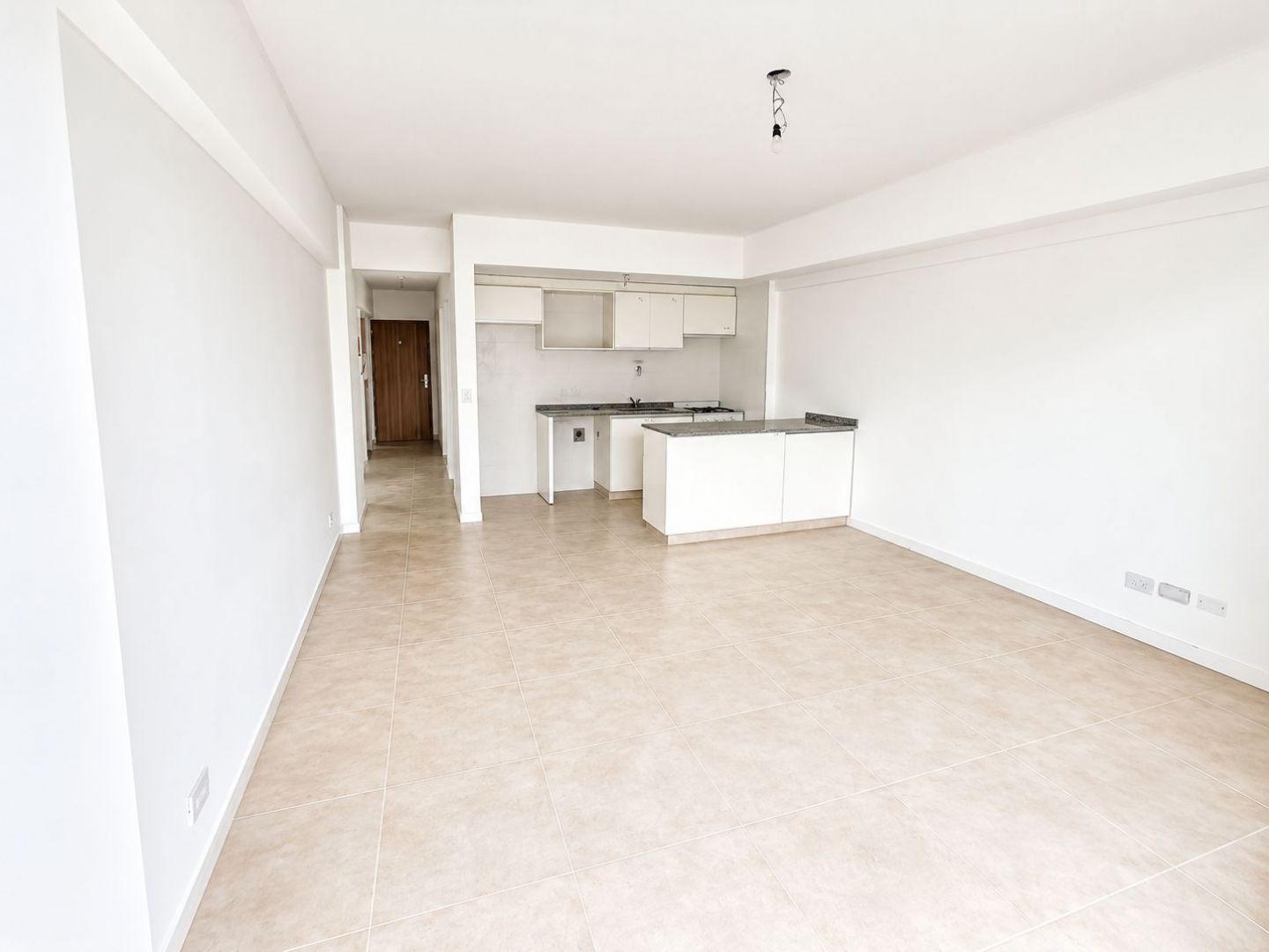 Foto de VENTA DEPARTAMENTO 2 AMBIENTES EN VILLA DEL PARQUE, imagen 1