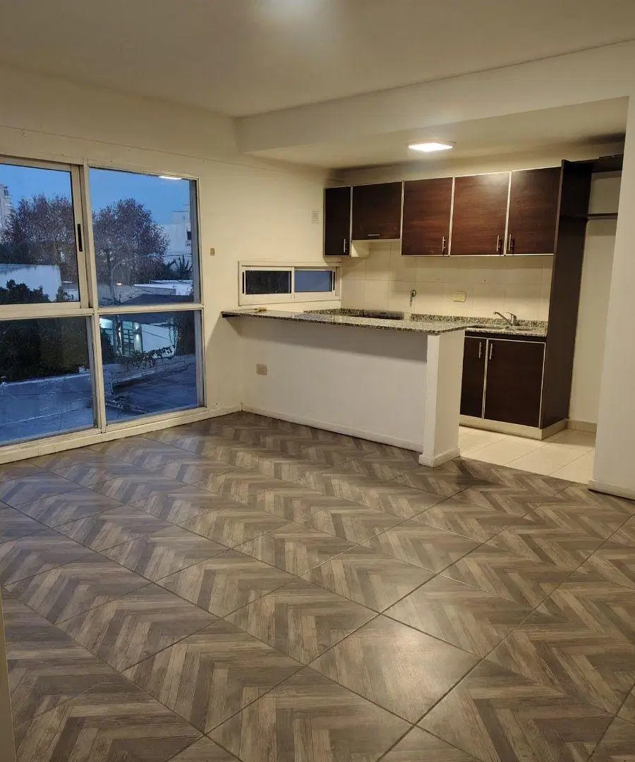 ALQUILER COMERCIAL O VIVIENDA 4