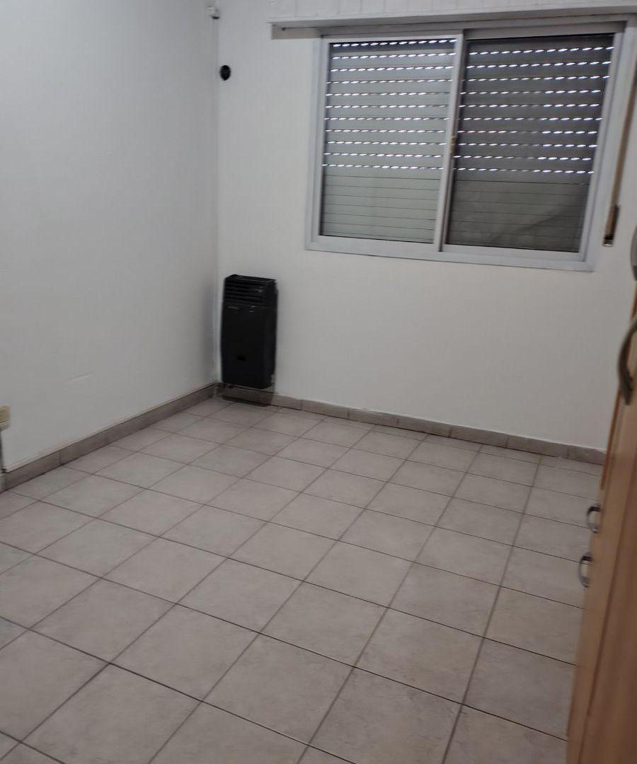 Foto de DUPLEX TRES AMBIENTES EN ALQUILER VILLA MORRA, imagen 5