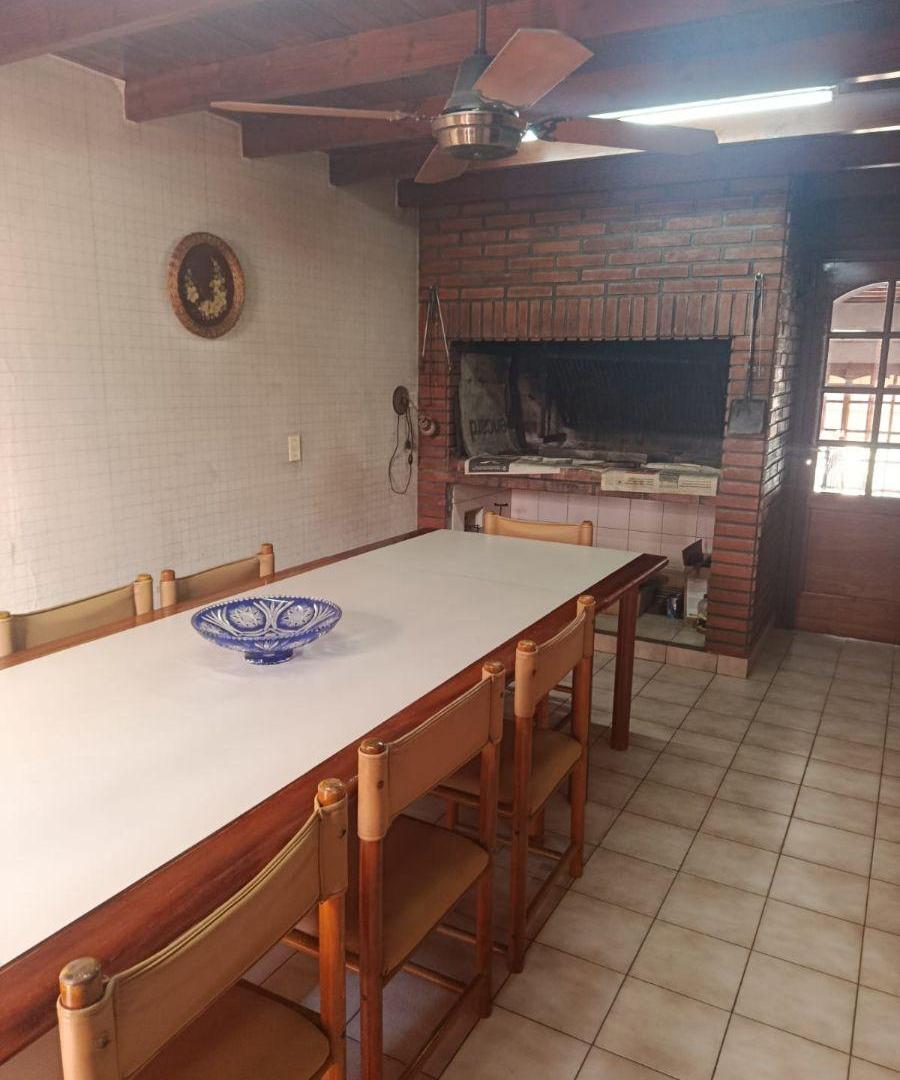 Foto de VENTA CASA PEDRO LAGRAVE Y SAN MARTIN, imagen 2