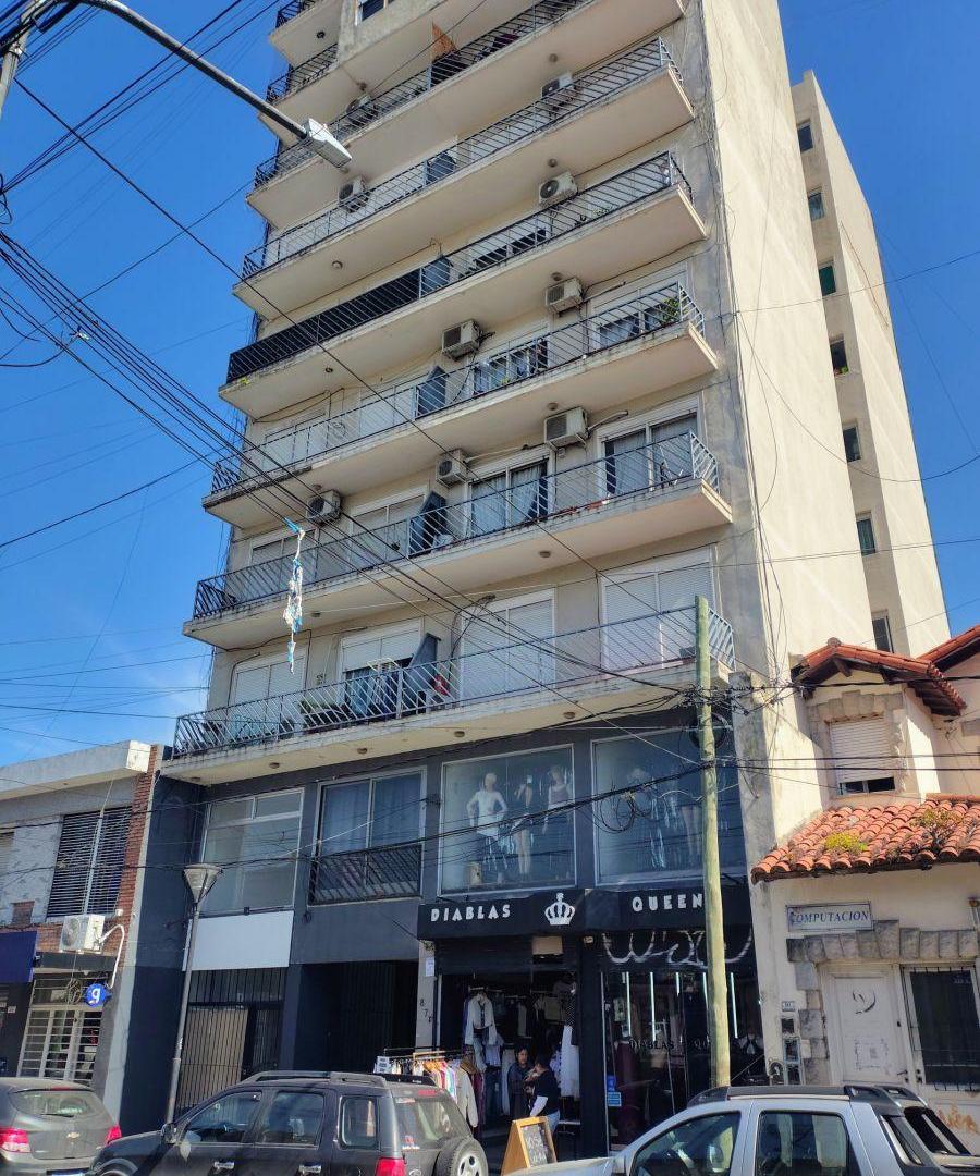 Foto de VENTA DEPARTAMENTO CENTRICO, imagen 1