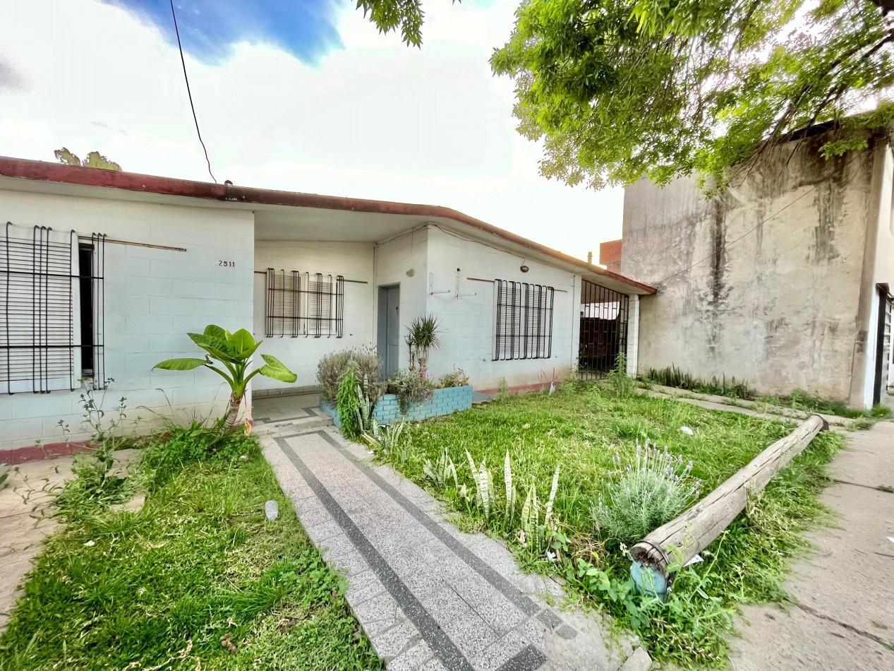 Casa tres dormitorios