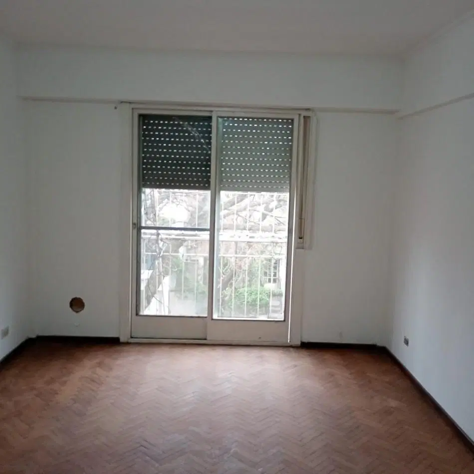CHACABUCO 1874 PISO 2 4