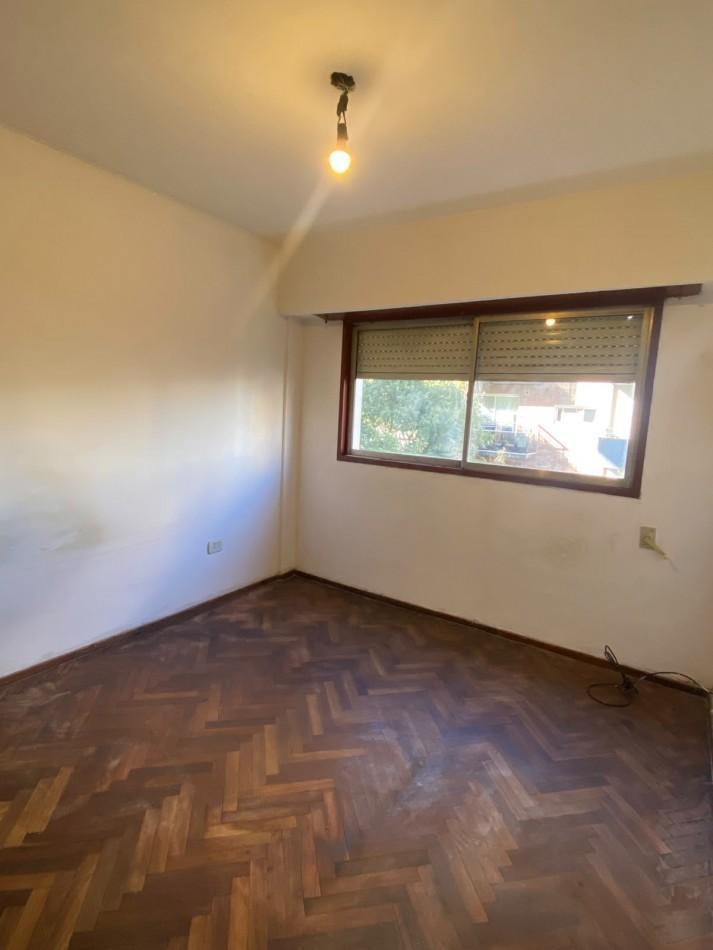 Foto de DEPARTAMENTO ZEBALLOS 856 04-02, imagen 5