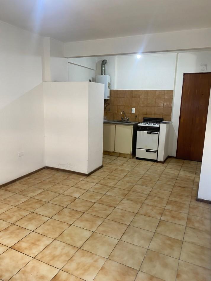Foto de DEPARTAMENTO ZEBALLOS 856 04-02, imagen 4