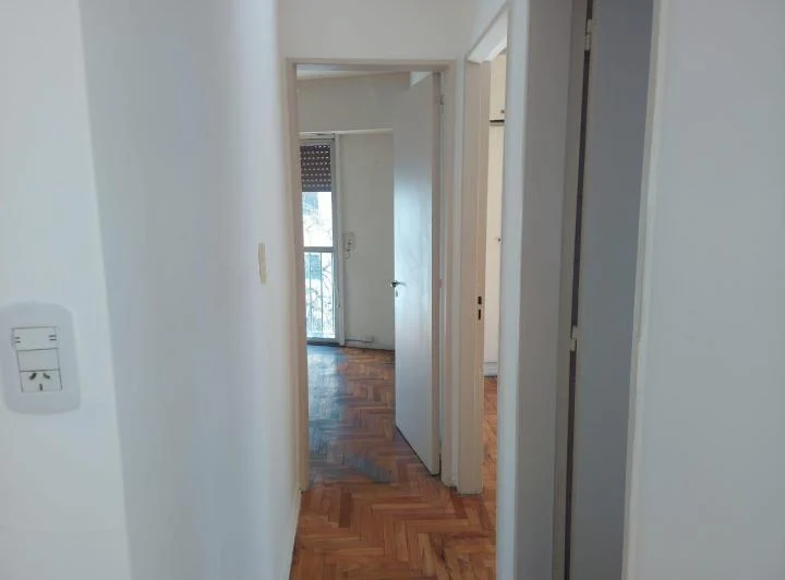 Buen semipiso en esquina - excelente zona 2