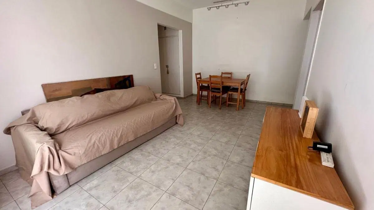 PH de 2 ambientes con PATIO/JARDIN y COCHERA en excelente estado 5