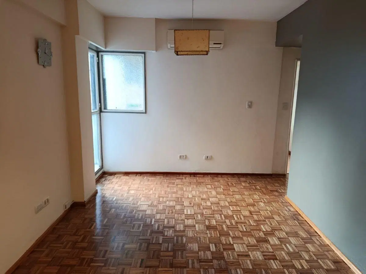 Muy lindo y amplio departamento de dos ambientes, en excelente zona 4