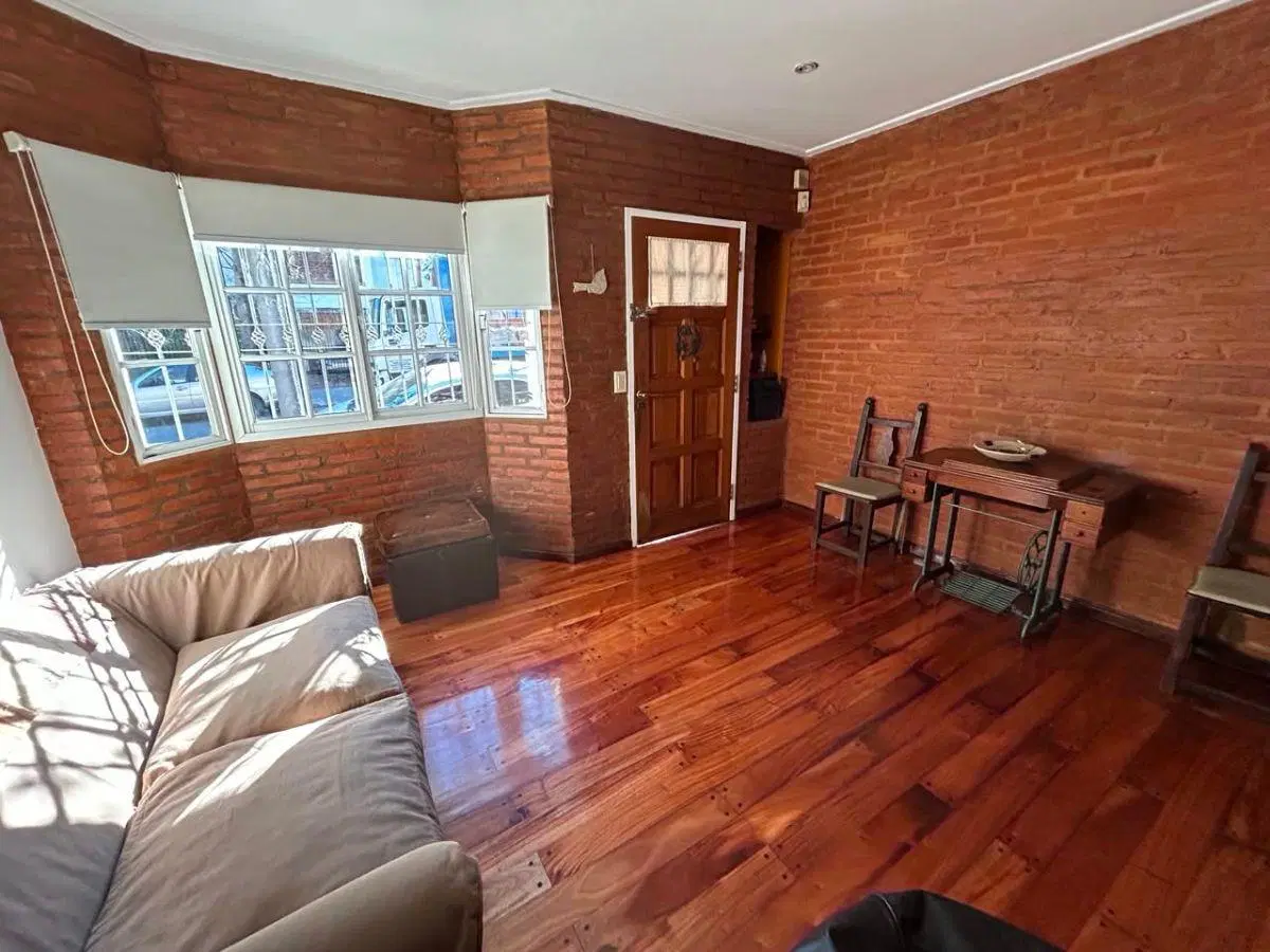 Excelente Duplex de 4 ambientes con patio y tres baños - 110m2 - SIN EXPENSAS 4