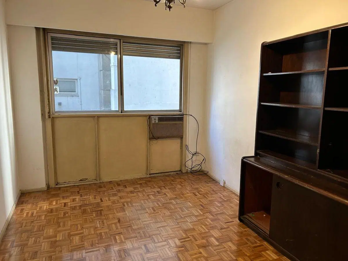Dos ambientes en buena zona del centro - ubicación estratégica 5
