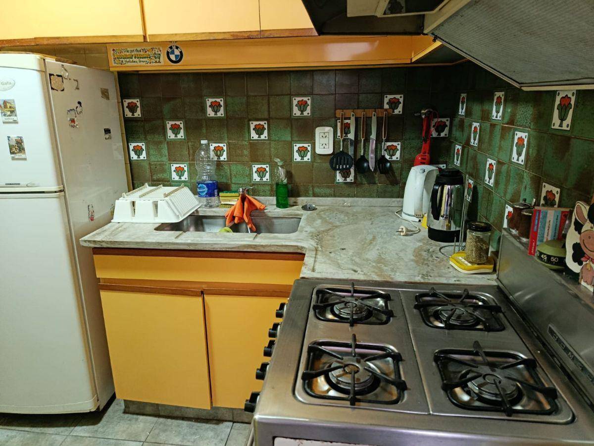 Foto de Lindo semipiso de 3 ambientes con COCHERA en excelente zona de Caballito, imagen 1