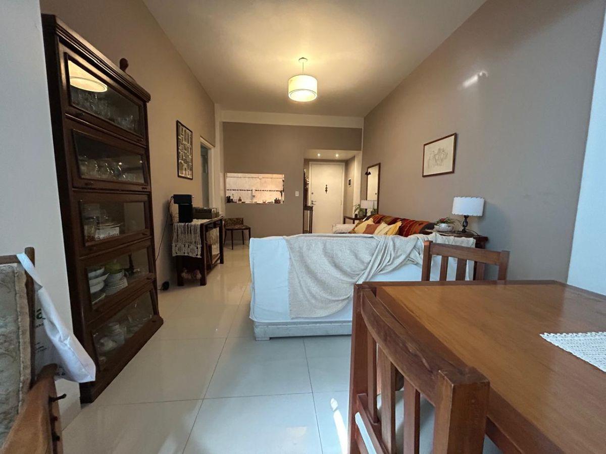 Foto de excelente depto de 3 ambientes con dos patios.- frente al parque lezama, imagen 4