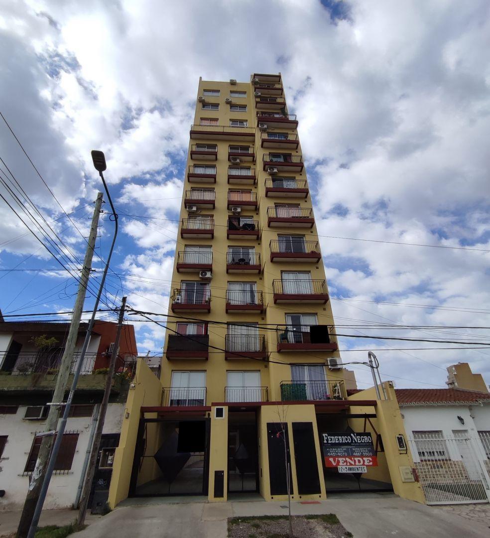 Departamento 2 Ambientes. | Int. Irigoin 949 4