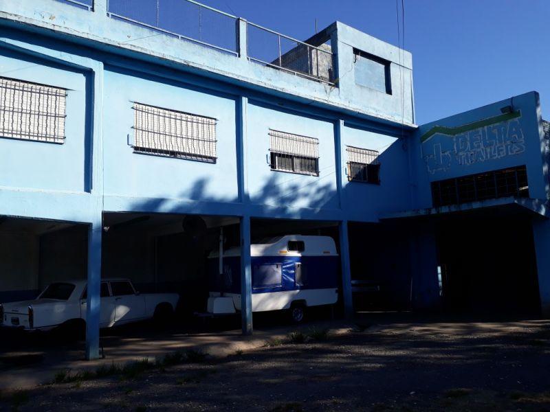 Galpón. | Av Arturo Illia 381 3