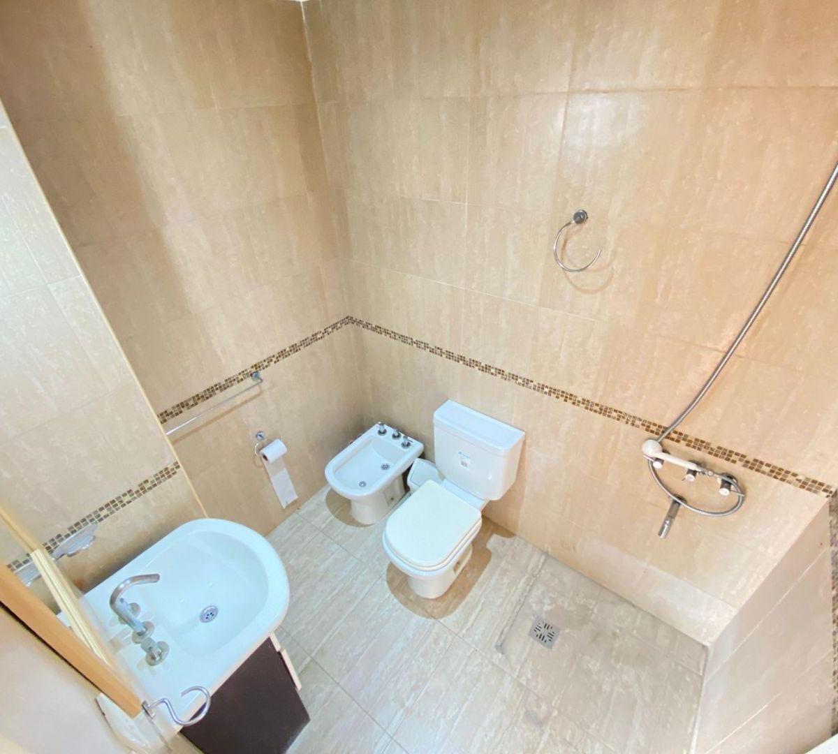 Departamento 3 Ambientes. | Angel Delia 2083 2
