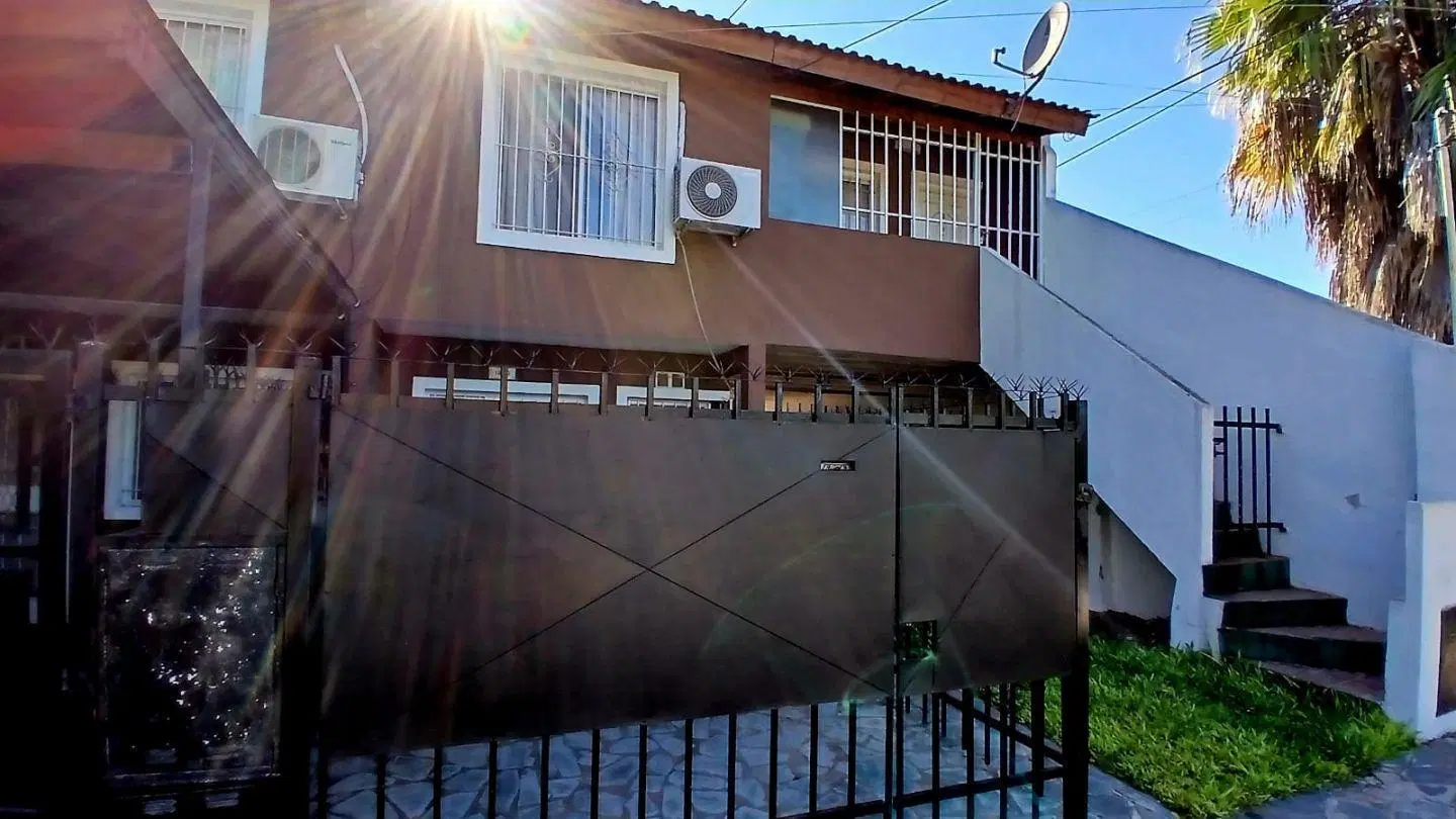 Casa 3 ambientes 0 dormitorios. | José M. Zapiola 1840 2