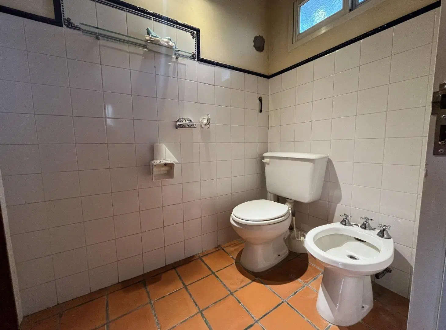 VENTA- CASA en ROLDAN 4