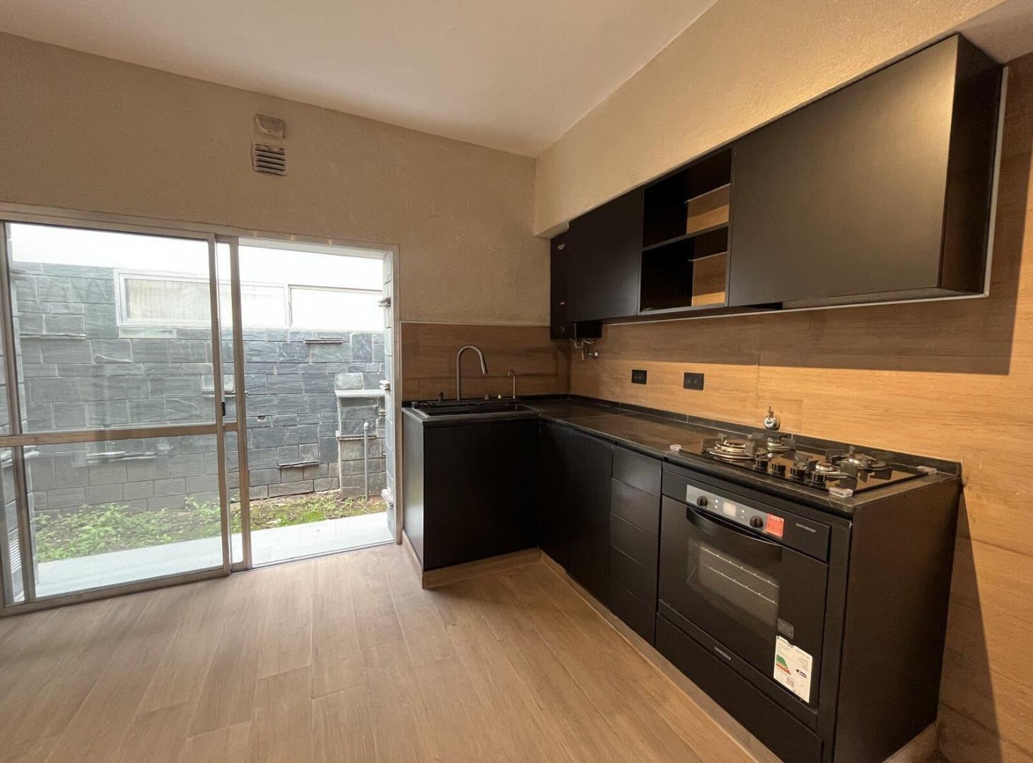 Foto de VENTA CASA EN ZONA NORTE Darragueira 502, imagen 3