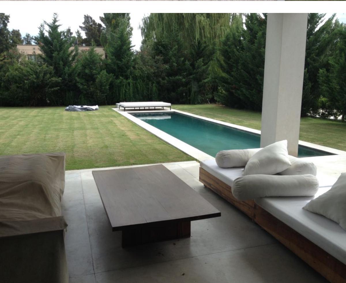 La Lomada Venta Excelente Casa Ulrich Propiedades 4