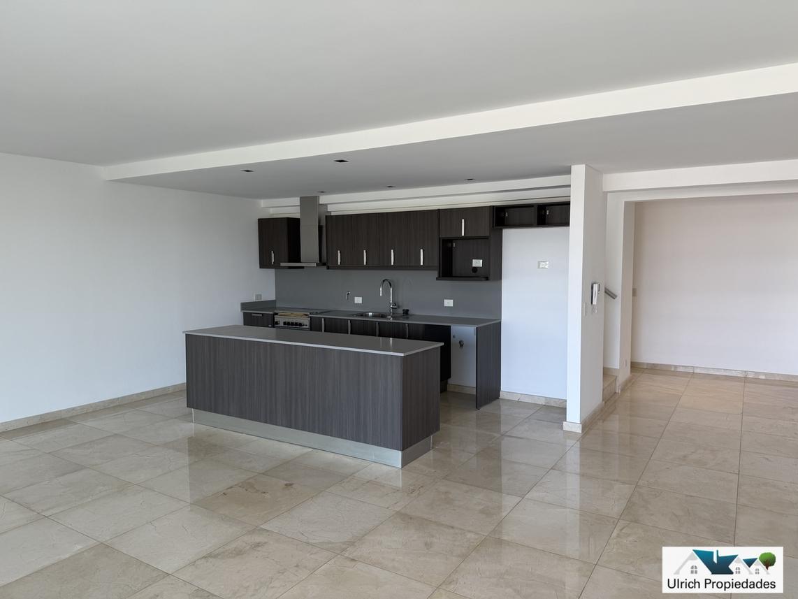 Bouquet Venta 4 amb ULRICH PROPIEDADES