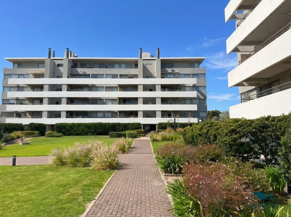Civis Venta 1 dorm ULRICH PROPIEDADES 3