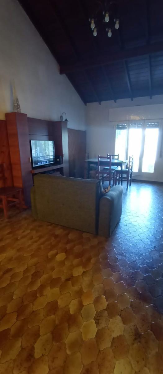 Casa 5 Ambientes o Dos Casas en Venta Quilmes 3